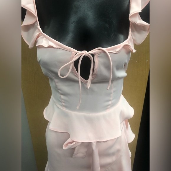 Superdown 2pc, ruffle wrap skirt, ruffle tie top, pink, XS, NWT - Picture 5 of 13